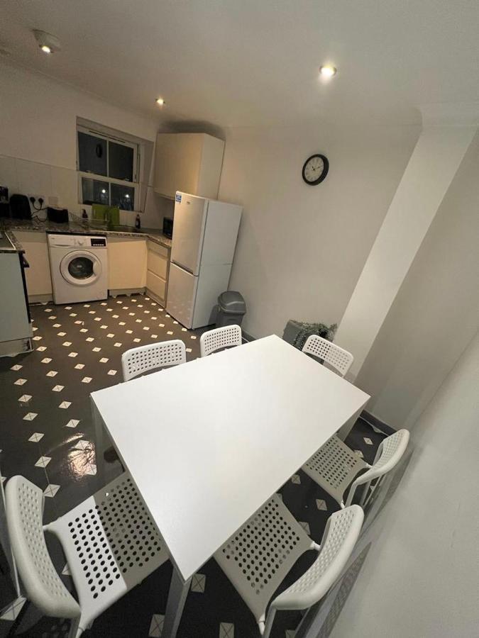 3 Bedroom Flat In King'S Cross, St Pancras'S. 8 People London Exteriör bild